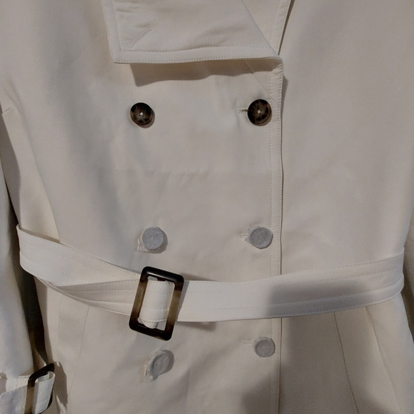 Trench coat - Picture 2 of 7